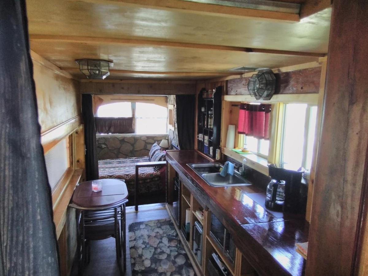 La Loma Del Chivo Llc Stone Cottage Alternative Building Marathon Exterior foto