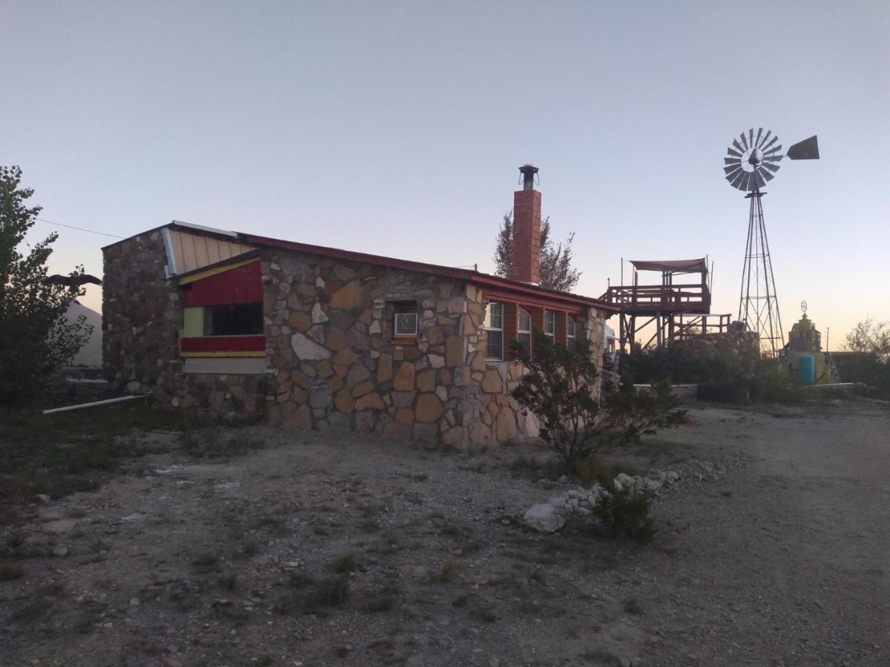 La Loma Del Chivo Llc Stone Cottage Alternative Building Marathon Exterior foto